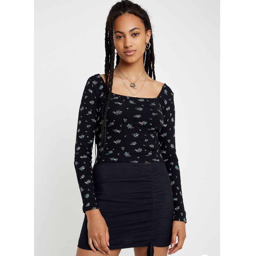 Urban Outfitters Floral Long-Sleeve Top